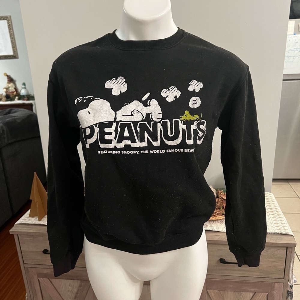 Peanuts snoopy long sleeve sweatshirt